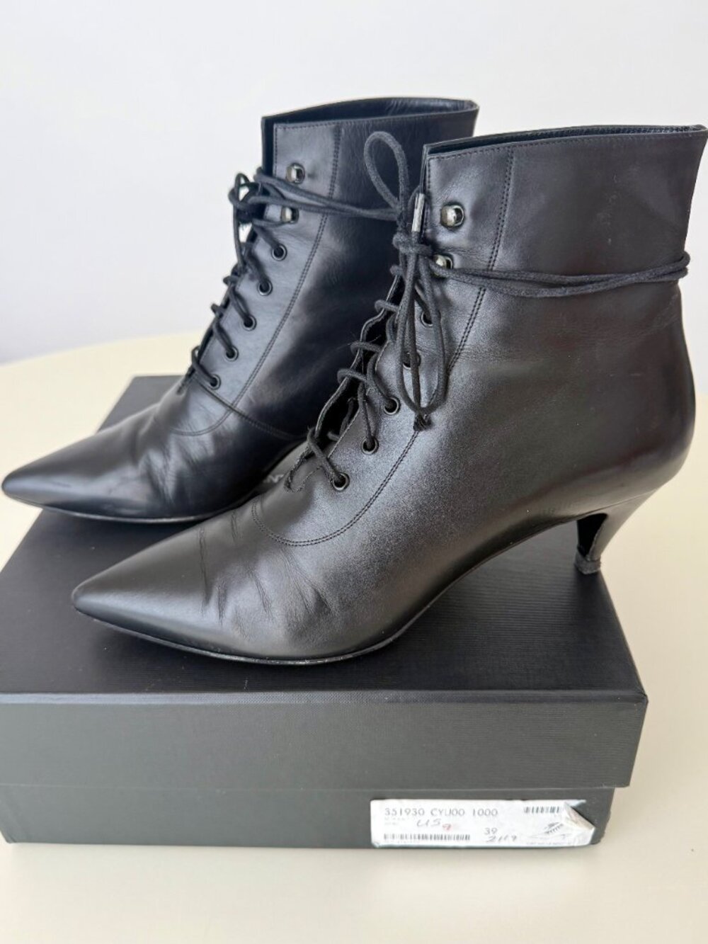 SAINT LAURENT Cat 50 Black Leather Lace-Up Ankle Boots – EU 39 / runs small - Picture 4 of 16